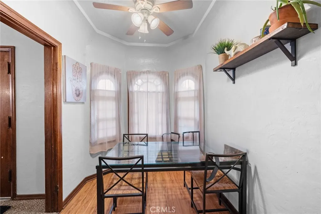 1257 W 60th Place, Los Angeles, California 90044 home-pic-35